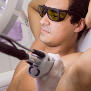 Laser αποτρίχωση για άντρες | Μύθοι, αλήθειες & οφέλη-Dr Koutsoukou Elina