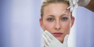 Ανόρθωση φρυδιών με μπότοξ: Τι πρέπει να γνωρίζεις-Dr Koutsoukou Elina