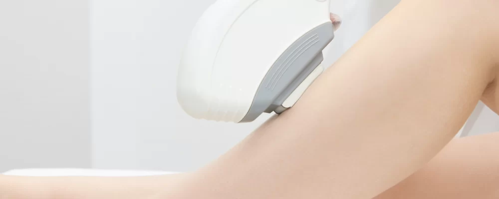 Αποτρίχωση ποδιών με laser: Λύση για Λείο Δέρμα-Dr Koutsoukou Elina